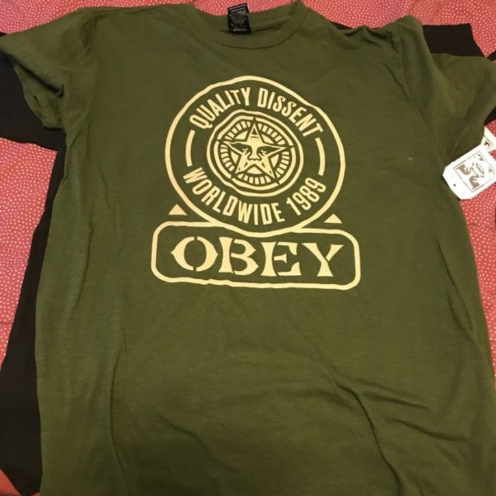 Obey quality dissent worldwide 1989 shirt